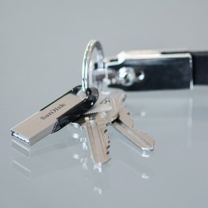 Sandisk闪迪酷铄(CZ73) 32GU盘 USB3.0金属车载32G(读取150M/S)加密优盘